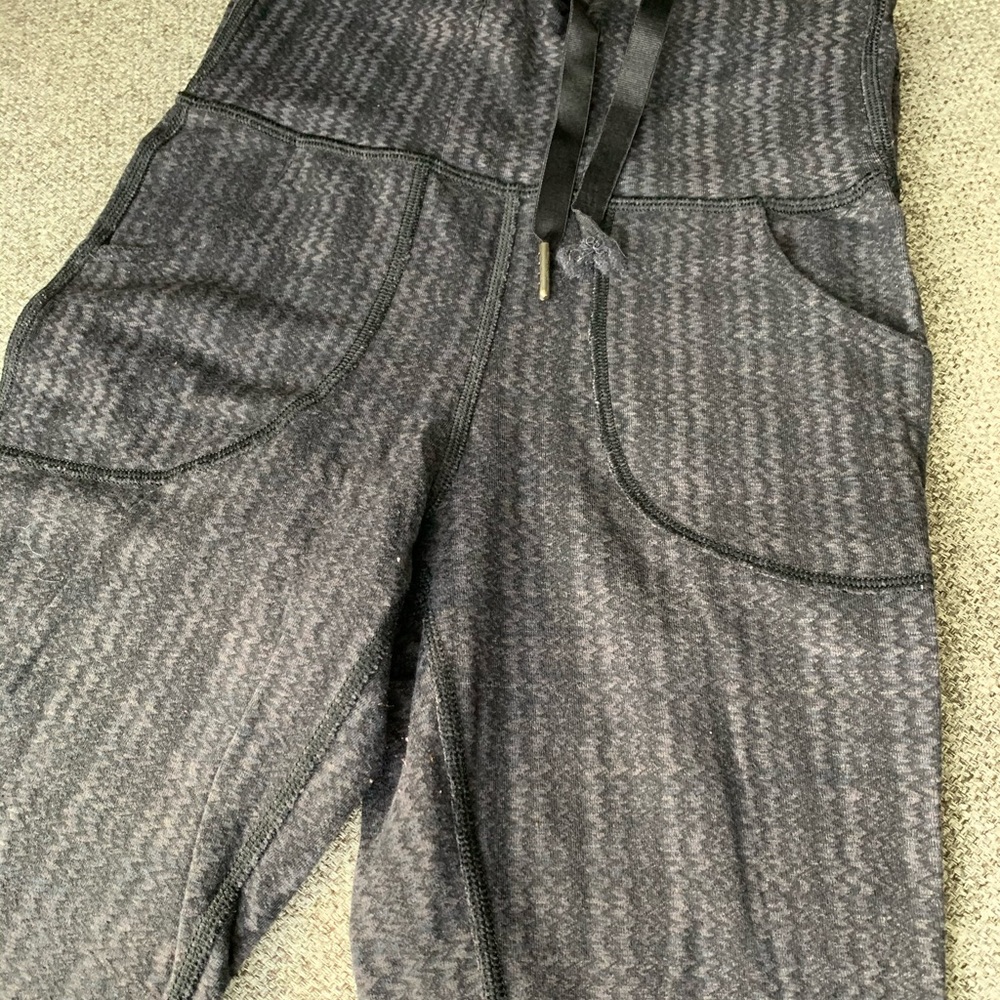Lululemon Athletica High-Waisted Straight Leg